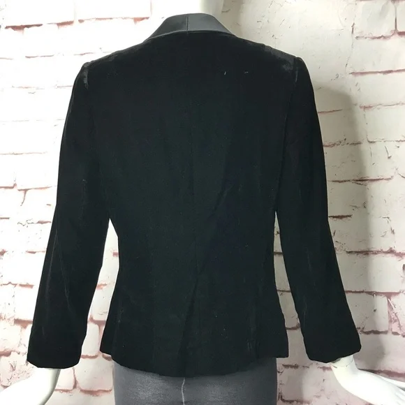 TALBOTS PETITES Black Velvet Blazer Satin Tuxedo Collar Jacket Size 10P Petite - Picture 3 of 16